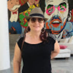 Meet your Posher, Andrea